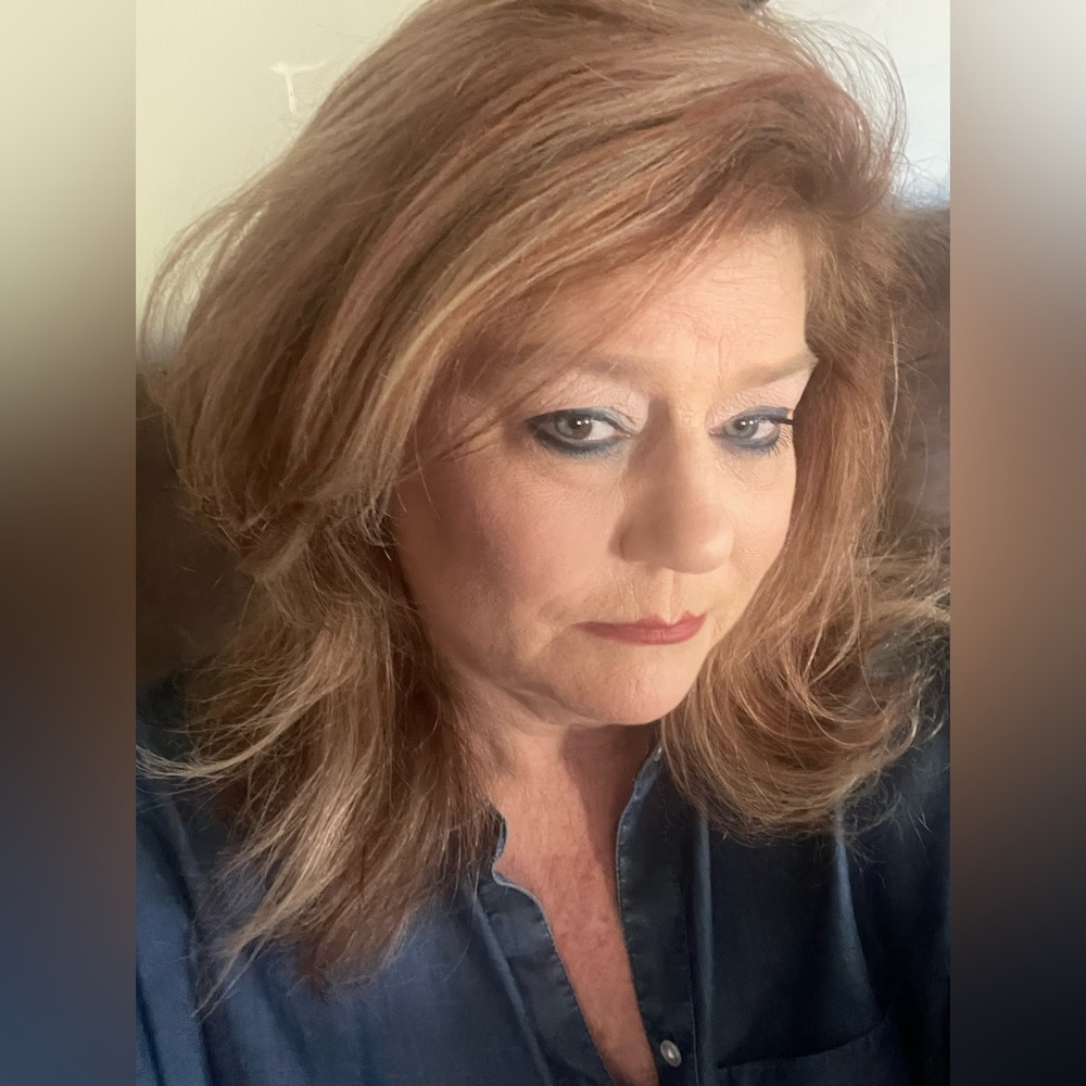 Meet your Posher, Lori